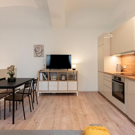 Appartamento Eclectic And Design Duplex In Praga Esterno foto