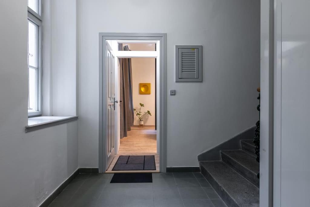 Appartamento Eclectic And Design Duplex In Praga Esterno foto